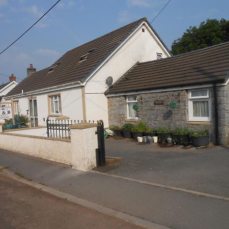 Bed and Breakfast Lletygwilym, Heol Dwr Kidwelly Екстер'єр фото